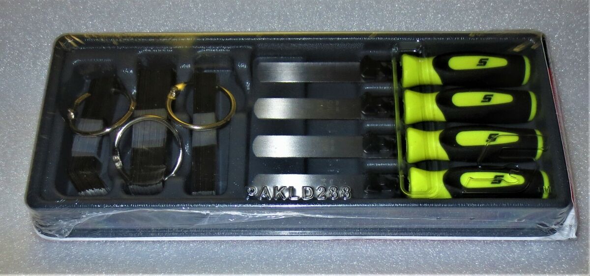 NEW SNAP-ON Feeler Gauge SET ~ 82 PIECES Straight Step & 45 NEW SNAP-ON Feeler Gauge SET ~ 82 PIECES Straight Step & 45