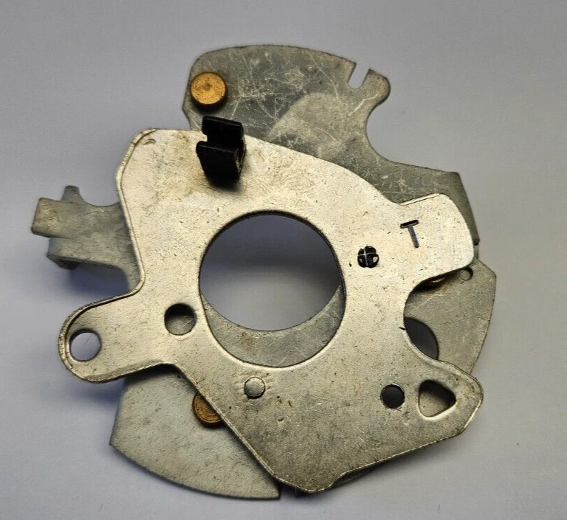 1970-1971 Plymouth Dodge Distributor Pickup Plate Big Block Hemi 3656023 NOS. - Imagem 4 de 4