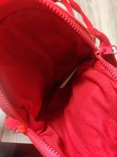 süße Tasche Erdbeere mit Perlen und Handschlaufe - Filz - mit Reißverschluss