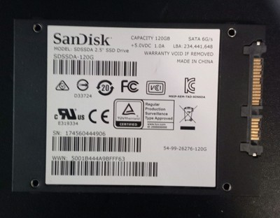 SanDisk SDSSDA120G-G26 SSD SATA III 120 GB Internal Solid State Drive
