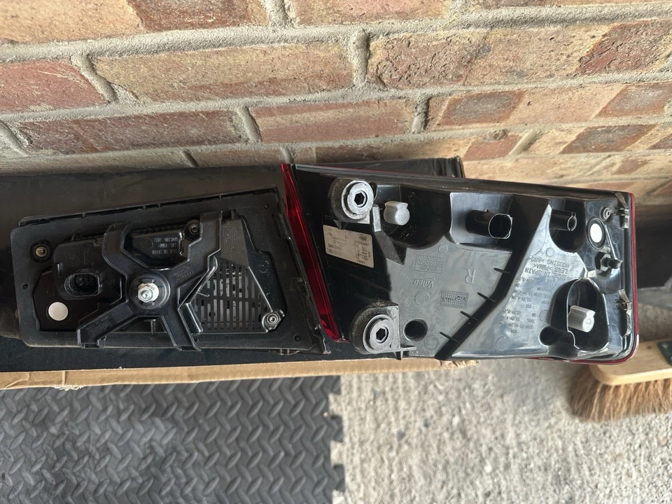 Taillights on Audi A6C7.5 (SALOON) - Image 4 of 4