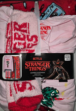 Women's Netflix Stranger Things Christmas 3 Pc Pajama Sleep Set Size XS 0-2 