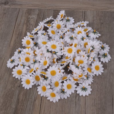 100pcs künstliche Gerbera Daisy Flowers Heads für die DIY -Hochzeitsfeier (weiß)
