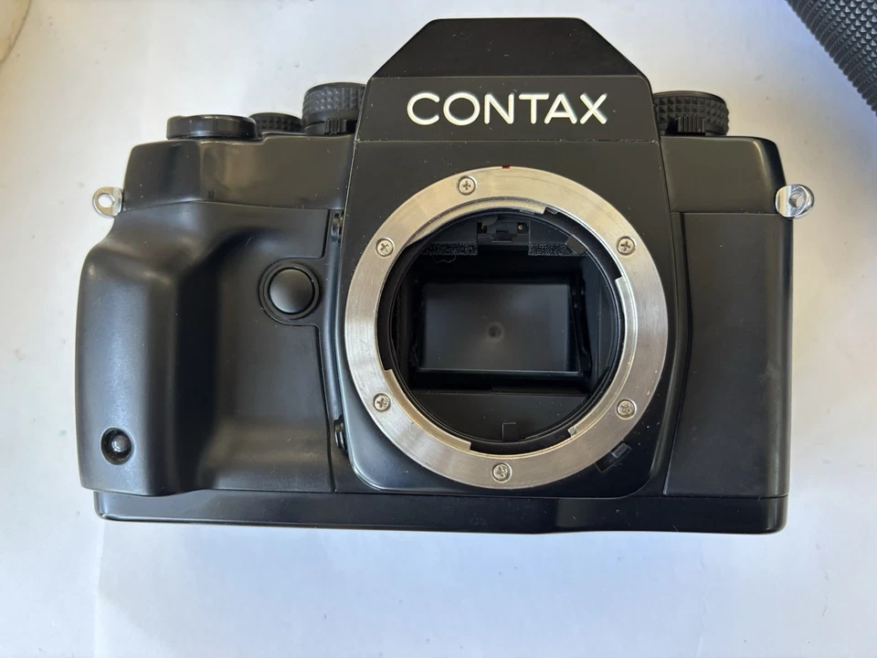 Contax RX 35 毫米单反相机 带两个 Yashica 镜头和配件。 — 第 2/4 张图片