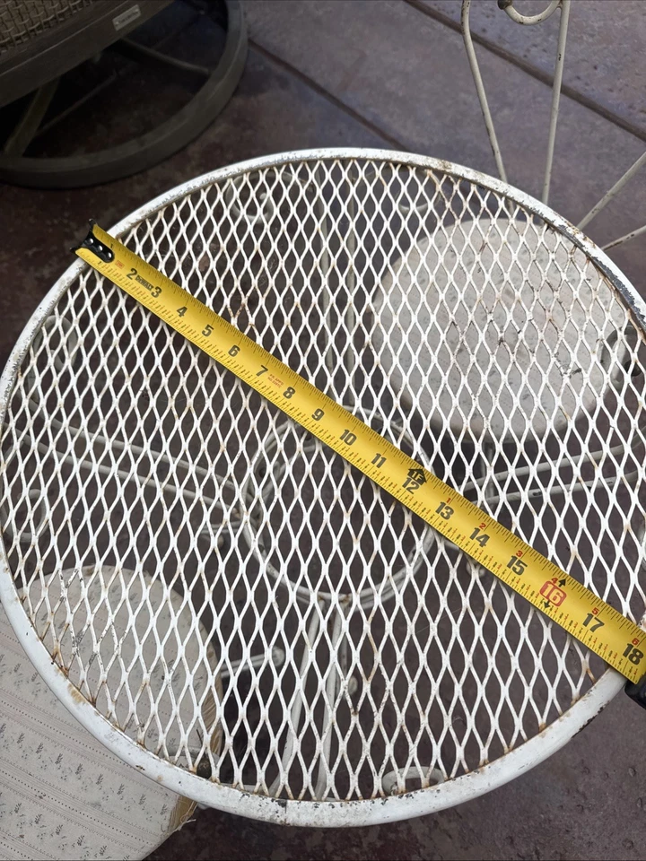 wrought iron Childs Children Patio Set Vintage Antique Needs Restoration  - Image 2 of 4