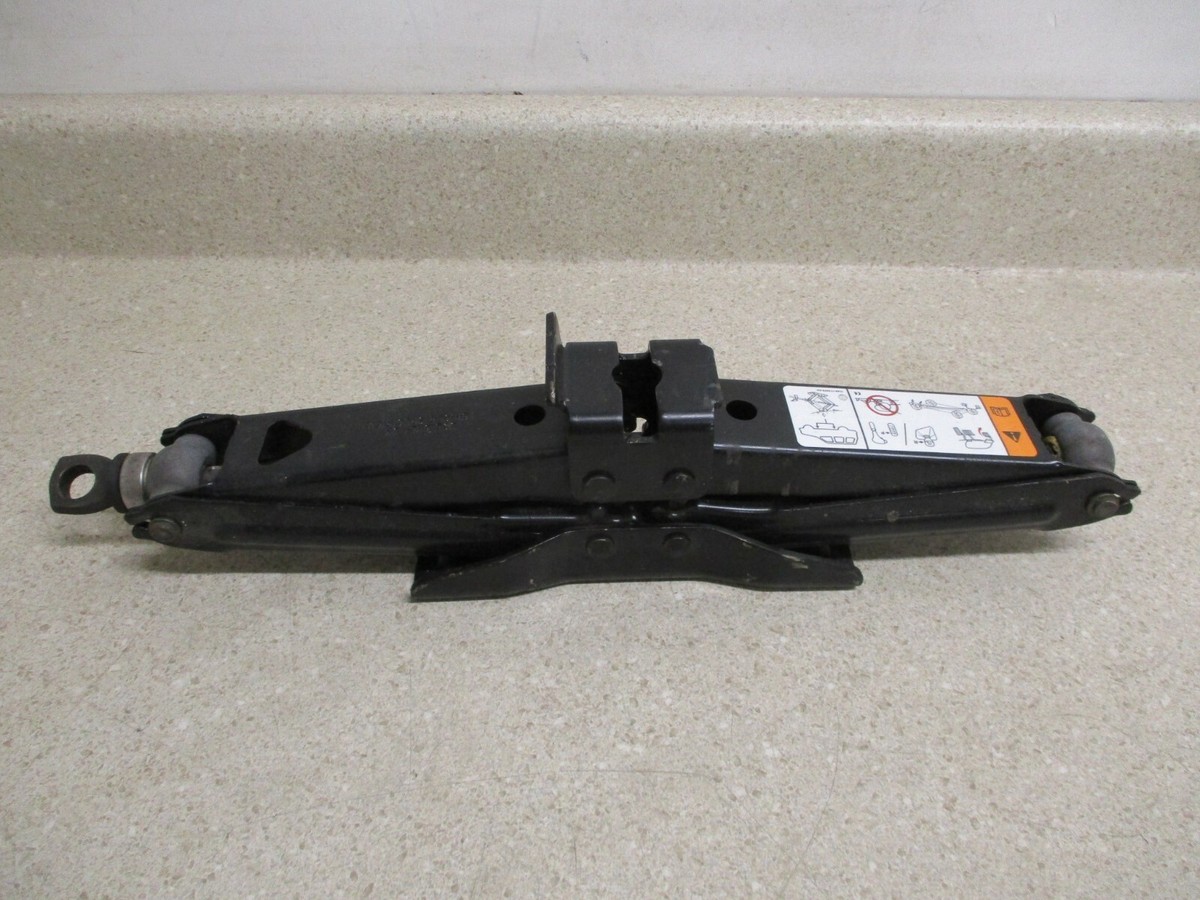 02 to 10 Ford Explorer Mercury Mountaineer Tire Wheel Jack