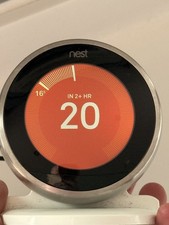Google Nest Learning Thermostat (3rd Generation) with heat link and table stand