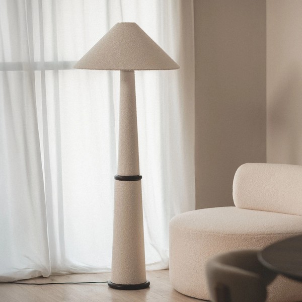 Lámpara de pie LED de madera y tela Lombe