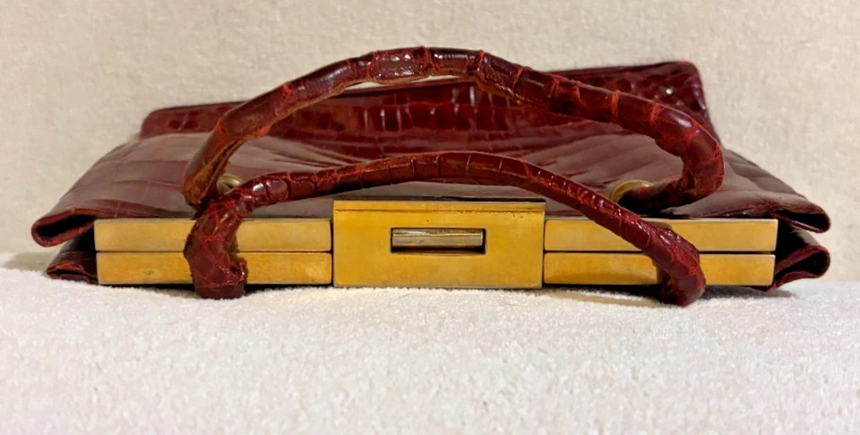 Bolso de Mano Vintage Años 60 Marrón Oscuro Cocodrilo Cuero Repujado Cierre Marco Dorado Foto 4 de 4