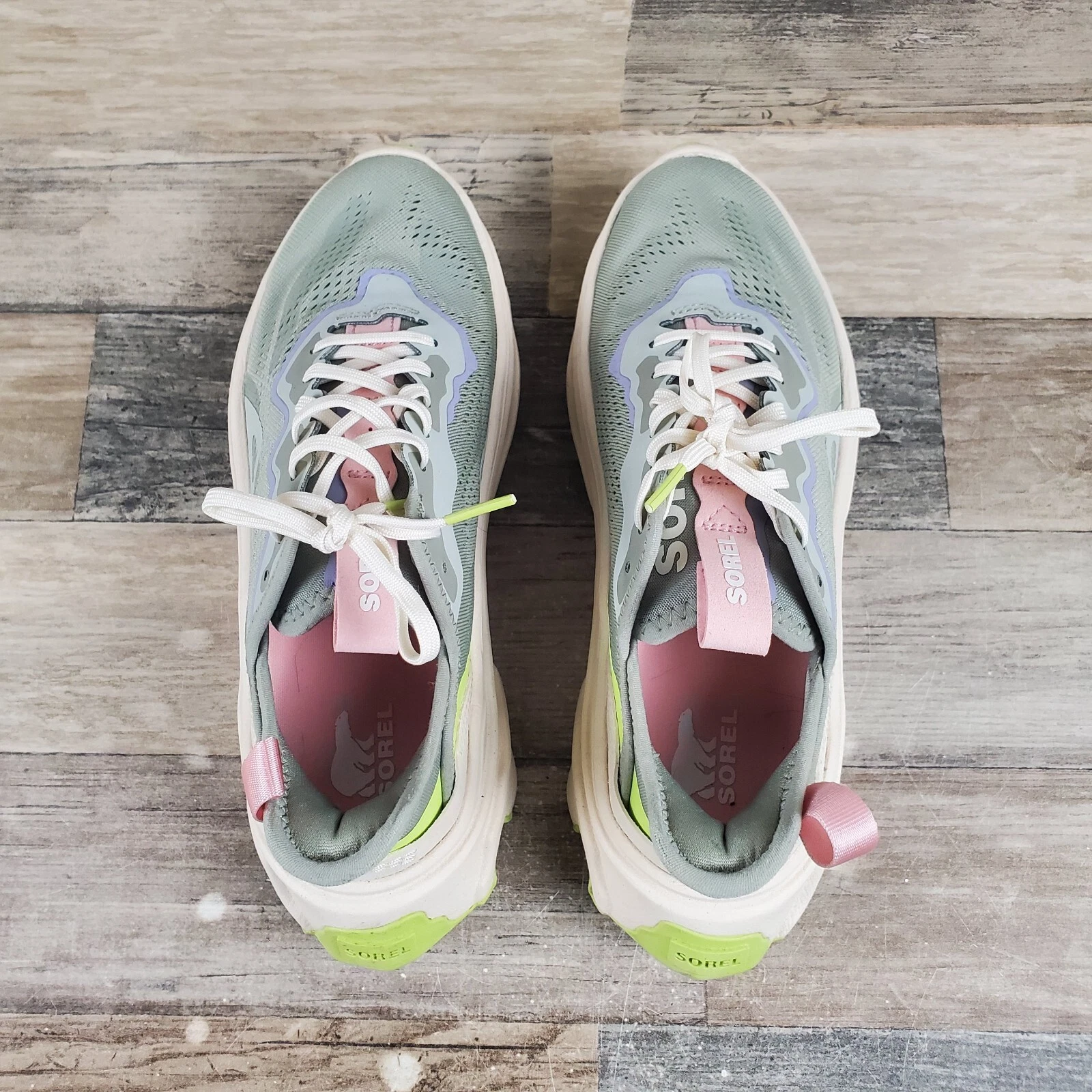 sorel kinetic breakthru day lace athletic logo shoes