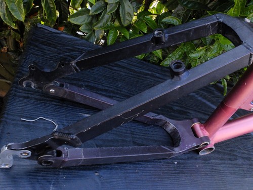 15.5" Ellsworth Truth MTB frame anodized pink w/ Float RP23, Salsa clamp - Picture 8 of 19