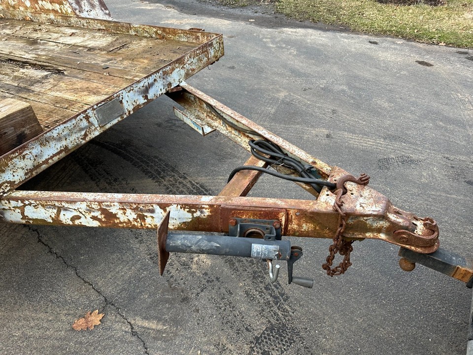 1983 6x12 9K 10k GVWR Heavy Duty Flatbed Wood Deck Equipment Trailer w