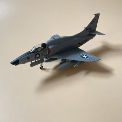 Modèle Avion A-4 Skyhawk 1/72 - Navy Army Cruise Missile Fighter Aircraft Diecast Métal Collection Décoration