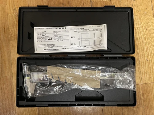 Mitutoyo 500-197-30 8" AOS Digimatic Caliper