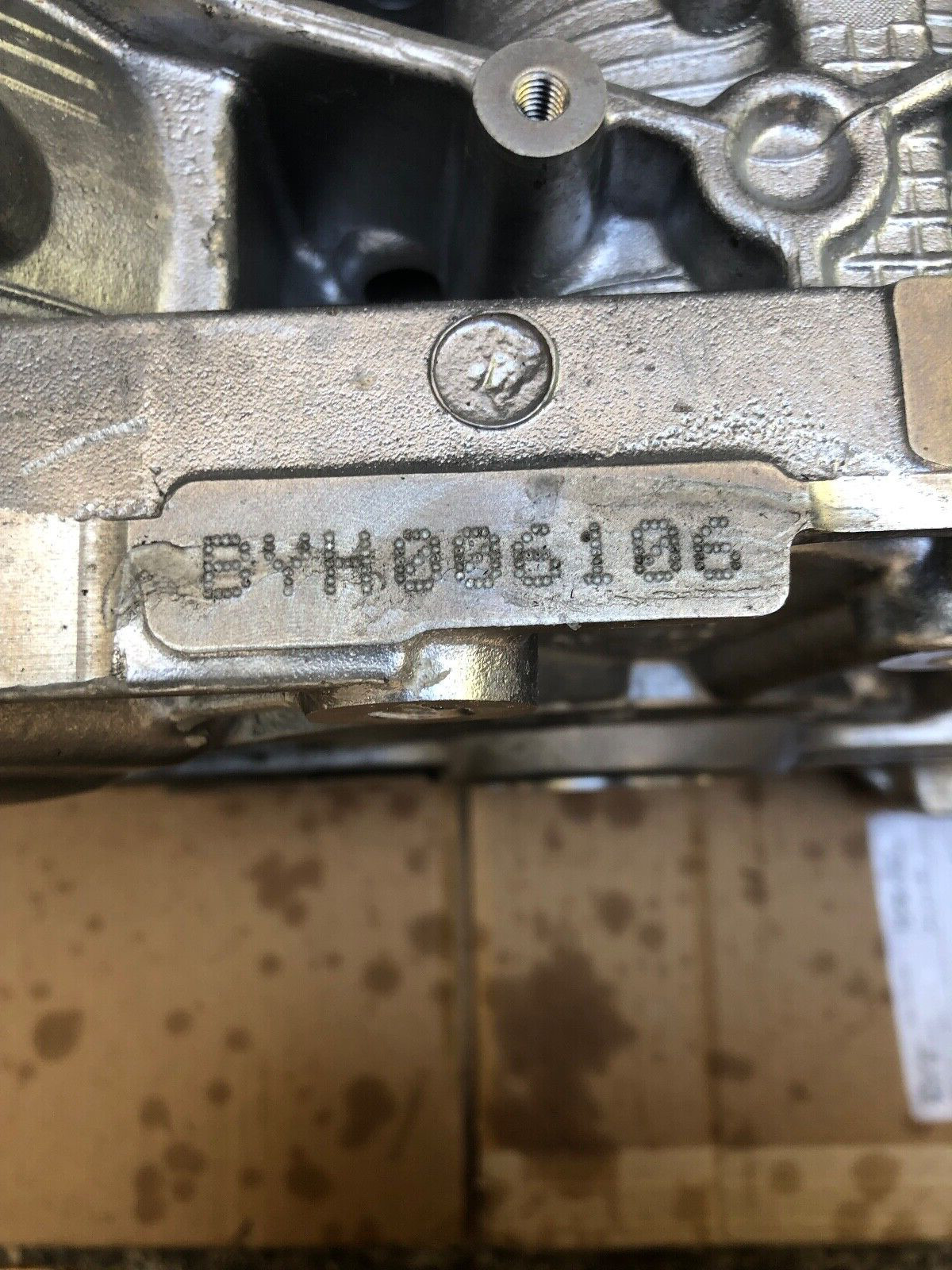 2008-2010 AUDI R8 4.2L BYH V8 ENGINE BARE BLOCK