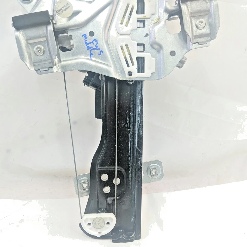 GM 42339889 se adapta a Chevrolet Sonic 2012-16 regulador de ventana eléctrica delantero izquierdo con motor Foto 4 de 4