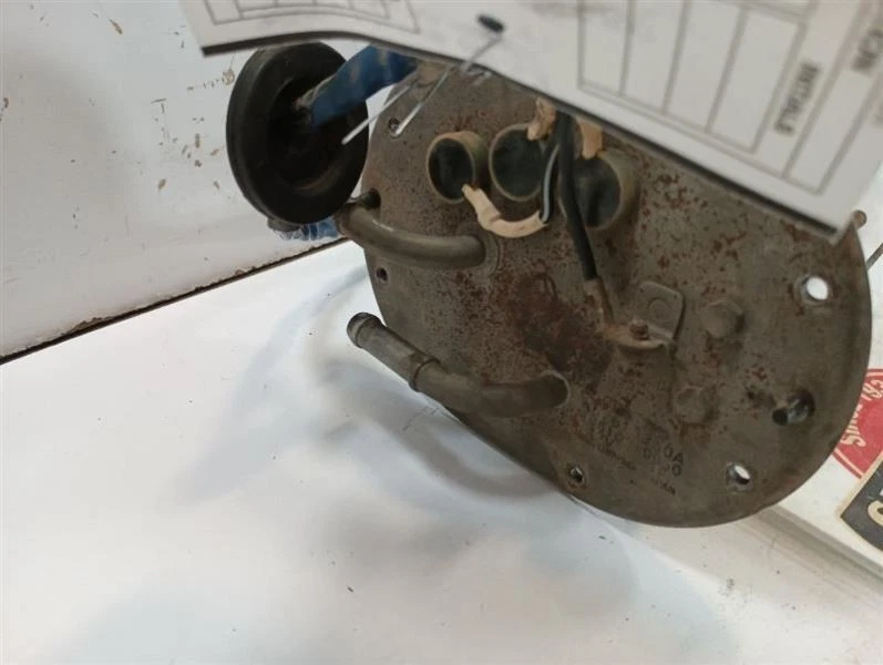 Fuel Pump Assembly Without Turbo  86-88 MAZDA RX7 9900764 - Image 2 of 4