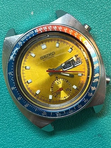 Seiko Pogue 6139-6002 Vintage Chronograph Auto Gold Dial Day Date. Runs, Project