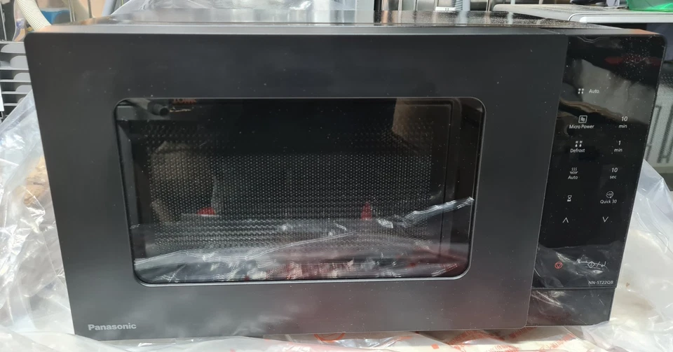 Panasonic Microwave Oven Black NN-ST22QB - Image 2 of 2