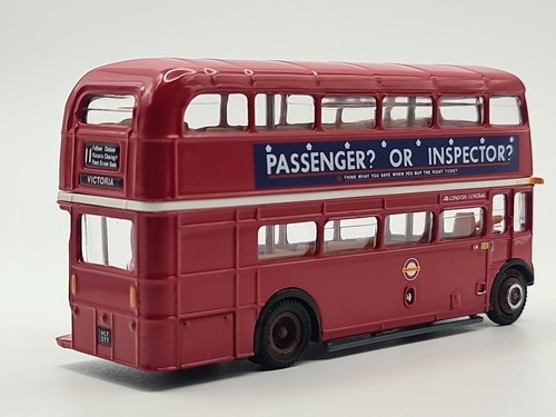 EFE AEC Routemaster Bus Route 11 - Victoria 1:76 Red London Transport 15623 MIB - Picture 10 of 24