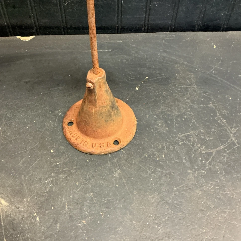 Vintage . Iron and Metal Singer? Industrial Sewing Thread Stand Spool Holder - Image 3 of 4