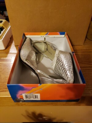 New Bellini Silver Metallic Leather Snake Pattern Heels Pumps Size 11 M Vintage 