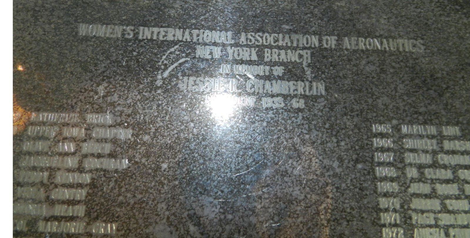 Picture 2 of 8