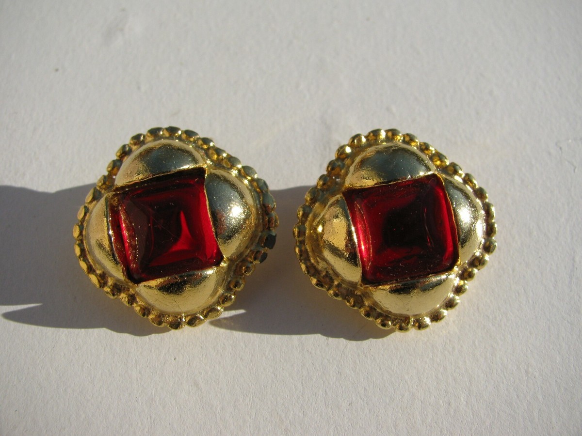 Silver Sculptural post pierced Earrings by ROBIN KAHN. Robin Kahn main image 4