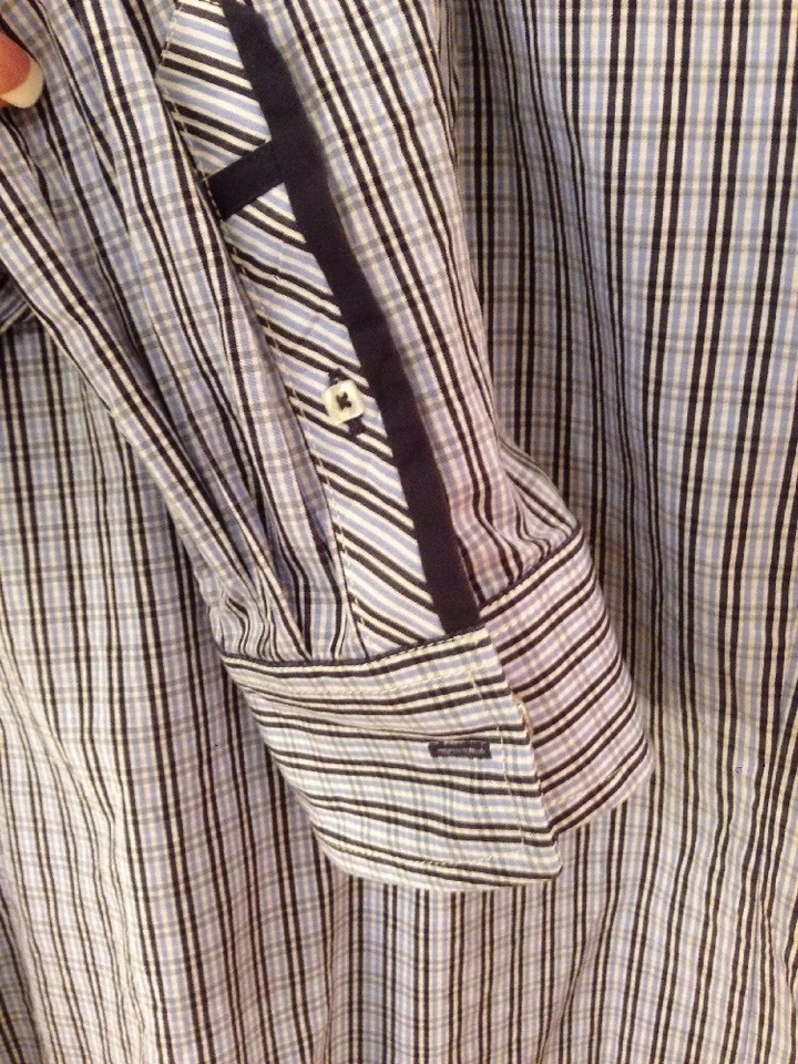 Jeremy Argyle NYC grande con botones para hombre Foto 3 de 4