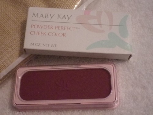 Mary Kay Powder Perfect Cheek Color Mulberry .24 oz #3534 w/ make-up bag - Picture 2 of 3