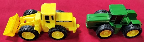 ERTL John Deere Kids Farming Tractor Factory Playset #5410 - Picture 6 of 12