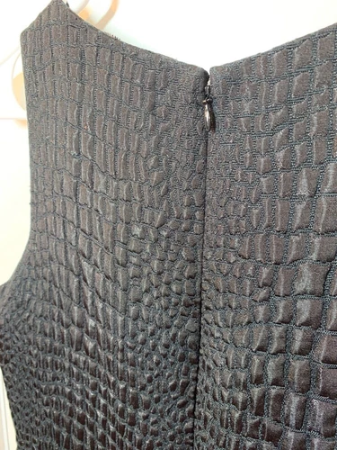 ELIE TAHARI Embossed Alligator Pattern Little Black Cocktail Party Dress SZ 12 - Picture 4 of 9