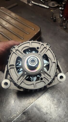 IA1031 / MG473 OEM Iskra Alternator 28 Volt 80 Amps for Deutz Engines. - Picture 2 of 6