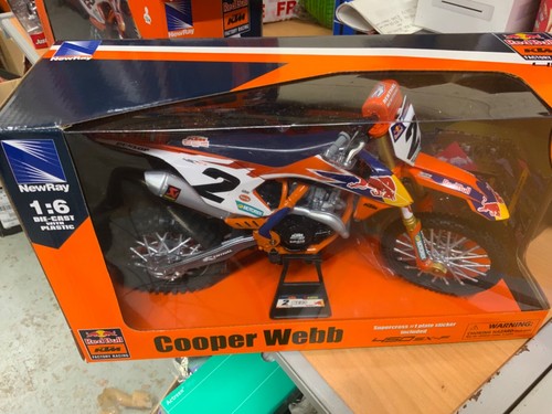 Bicicleta modelo de juguete Newray Cooper Webb FACTORY KTM 450 1:6 Die-Cast Motocross MX - Imagen 6 de 6