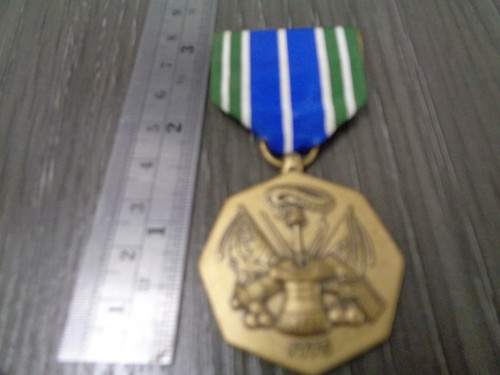 Medalla de Logro del Ejército de Estados Unidos (AAM) NUEVA SIN ETIQUETA - Imagen 3 de 5