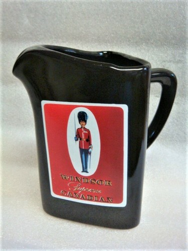 WINDSOR CANADIAN Glazed Ceramic BLACK 3-Sided TRIANGULAR PITCHER Holds 24 oz - Picture 1 of 9