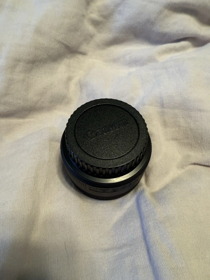 Canon Lens EF 50mm f/1.8 银色 — 第 4/4 张图片