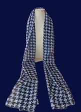 Oblong houndstooth scarf; semisheer; poly black, pale gray; 70x14; polyester 