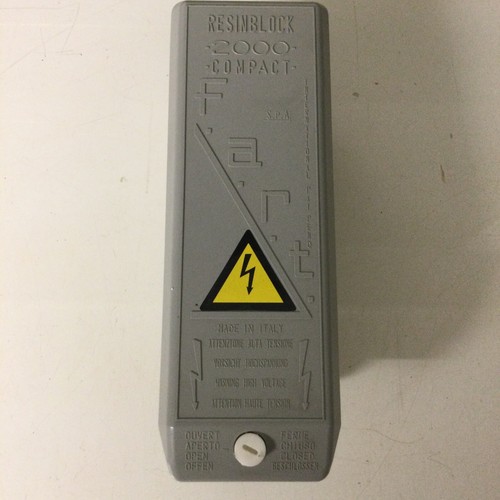 f.a.r.t. Neon Transformator, Resinblock 2000 Compact - Bild 1 von 2