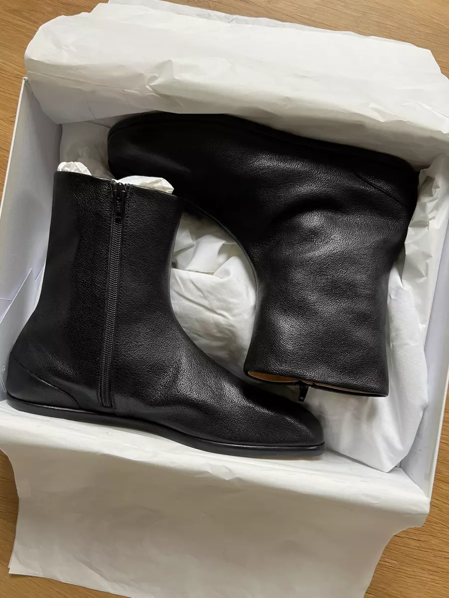 Maison Margiela Tabi flat ankle boots (Black Size 43)