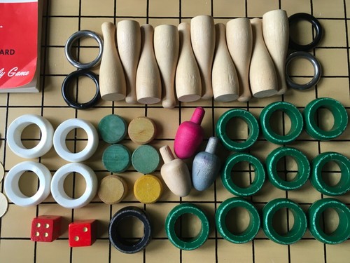 1962 Carrom Spiel Teile & Anleitung #106 nicht vollständig Pucks Ringe Pins - Bild 3 von 9