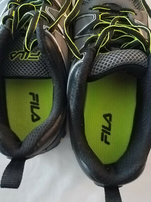 Mens US 7.5 FILA Athletic Shoes Gray and Black EUC 1jm01264 