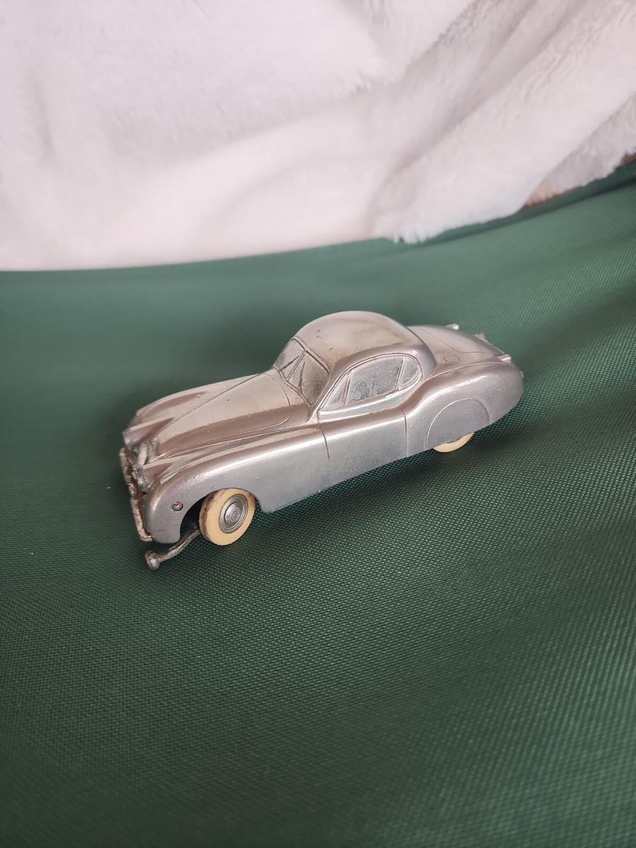 VINTAGE ANTIQUE 1940s Prameta Kolner Jaguar XK120 Windup Car