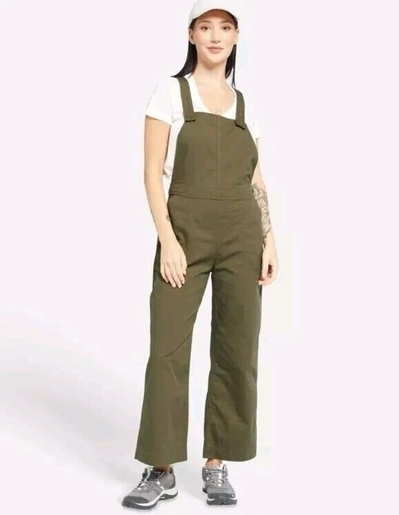Patagonia Womens size 4 Basin Green Canvas Crop Stand Up Wide-Leg overalls
Opens in a new window or 
