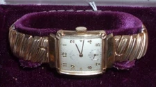 LORD ELGIN MEN'S FANCY GOLD FILLED 21 JEWEL WRISTWATCH 1950s