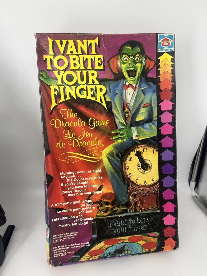 ‘81 Vintage Hasbro “I Vant To Bite Your Finger“ DRACULA Board Game Complete Box - Image 3 of 4