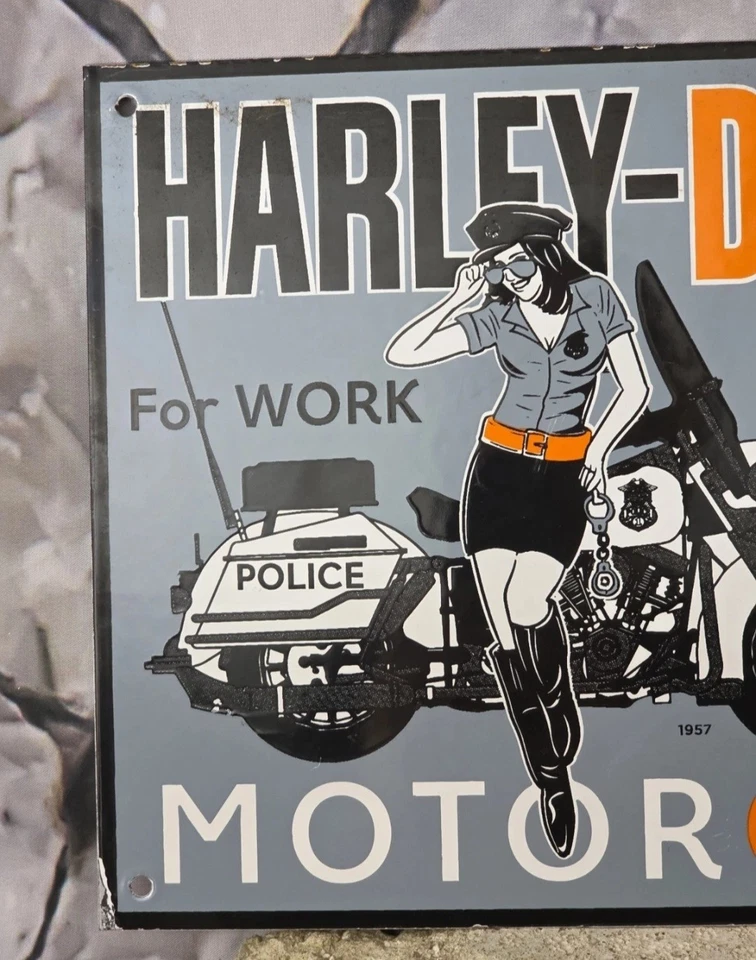 Letrero de porcelana Harley Davidson 1957 vintage 15 x 10 motocicleta para trabajar o jugar  Foto 2 de 4