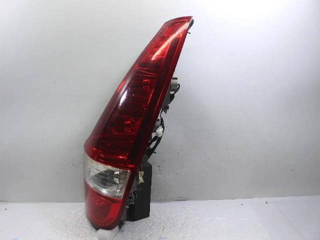 2010 Hyundai Elantra GT i30 cw Rear,Right TailLight 92402 2L100 - image 4 of 4