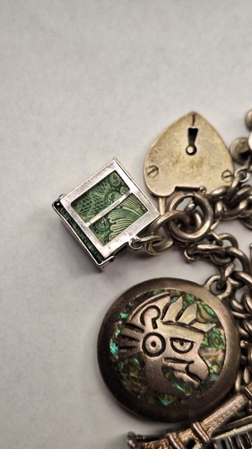 Pulsera antigua con dije de plata de ley - Imagen 14 de 17