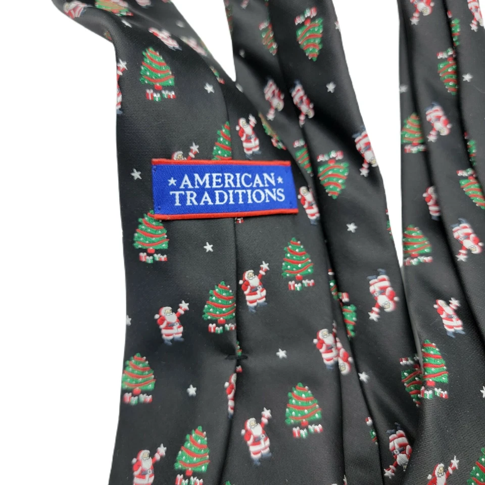 Corbata de Navidad Papá Noel y árbol en negro de American Traditions Foto 3 de 3